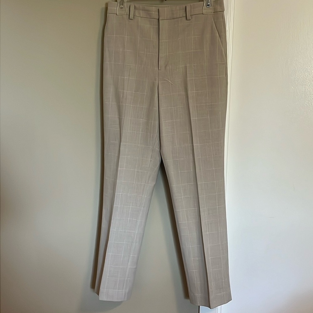 Uniqlo Beige smart ankle pants